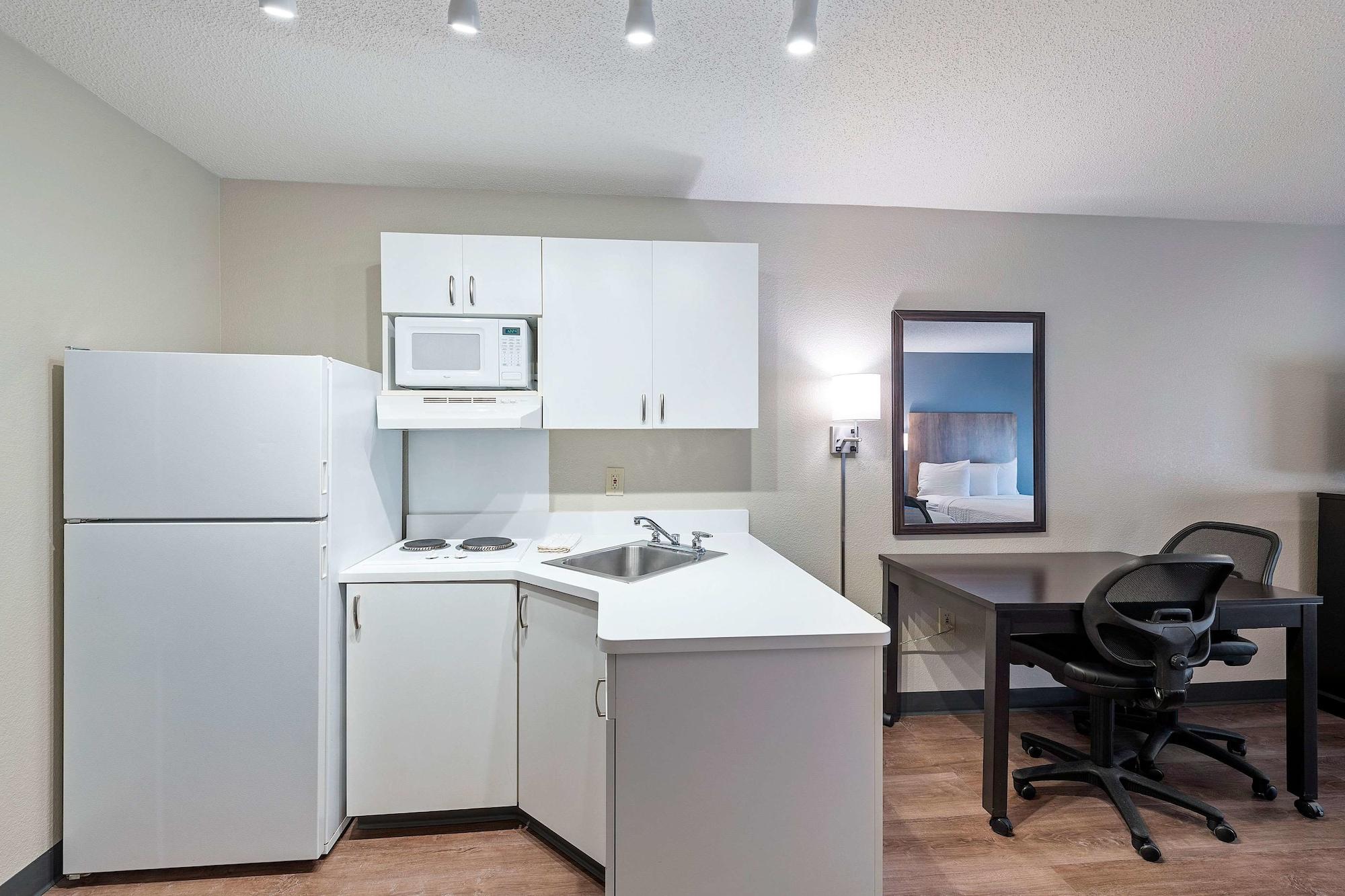 Extended Stay America Suites - Charlotte - Pineville - Park Rd Экстерьер фото