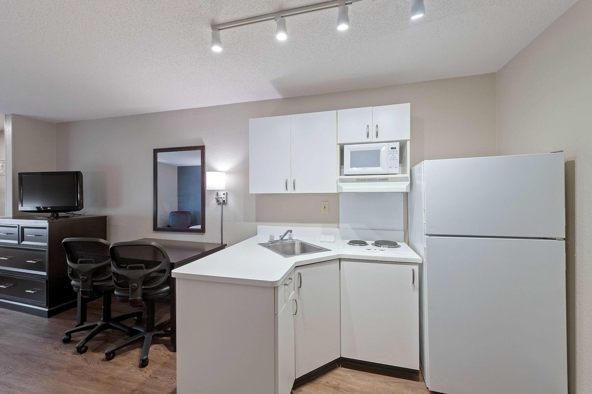 Extended Stay America Suites - Charlotte - Pineville - Park Rd Экстерьер фото